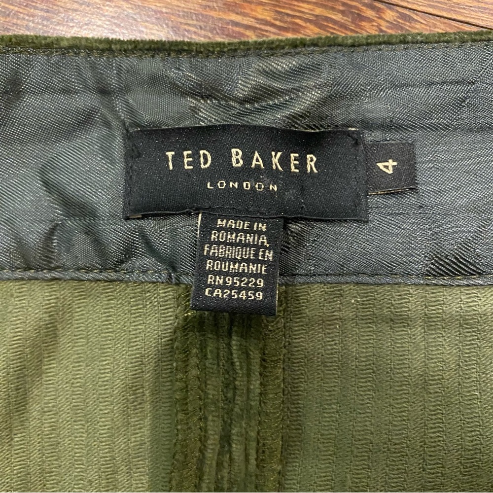 Ted Baker London Mini Hunter Green Women’s Corduroy Front Button Down Skirt - Picture 2 of 6